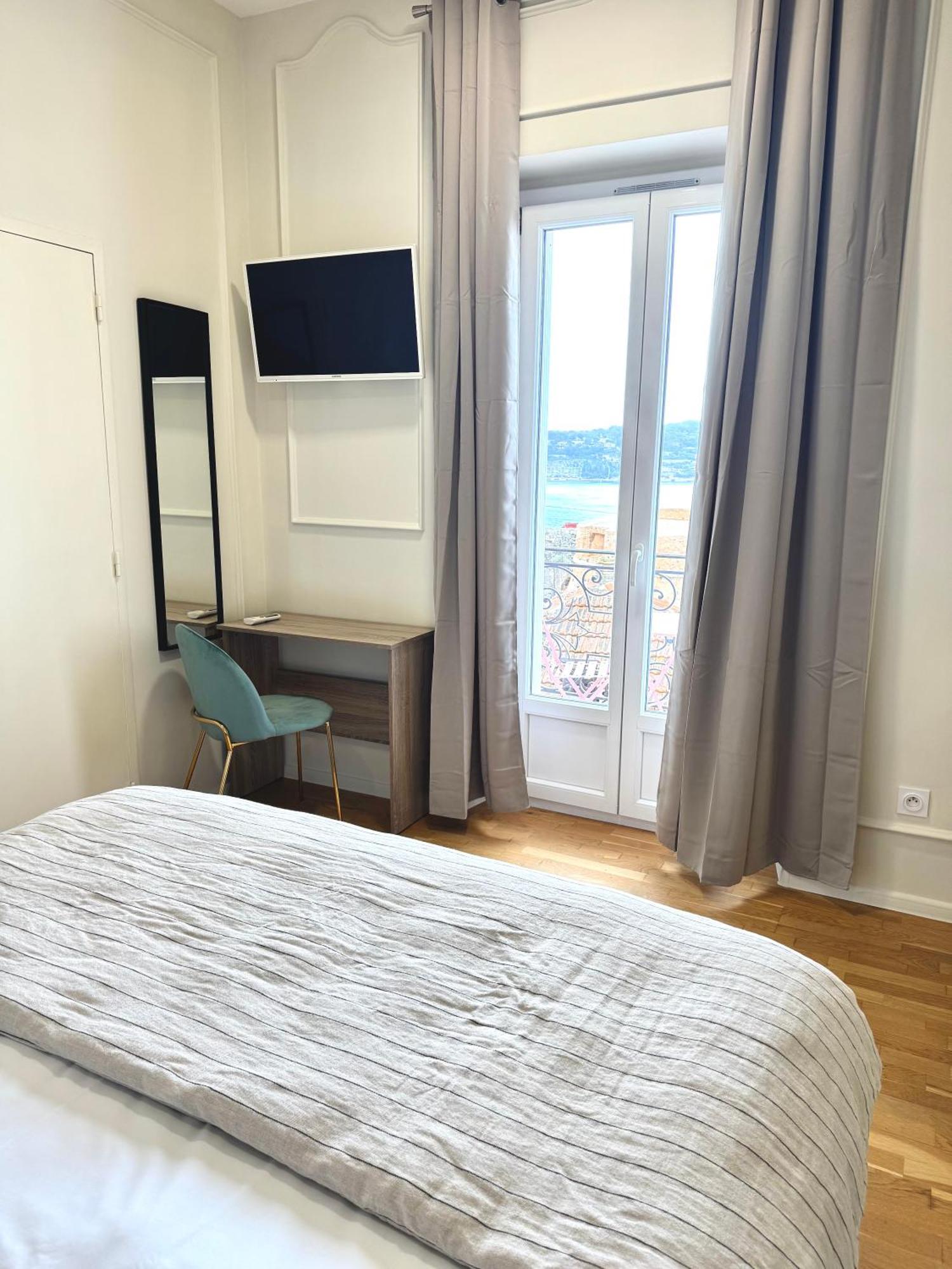 Hotel La Citadelle Вилафранк-сюр-Мер Екстериор снимка