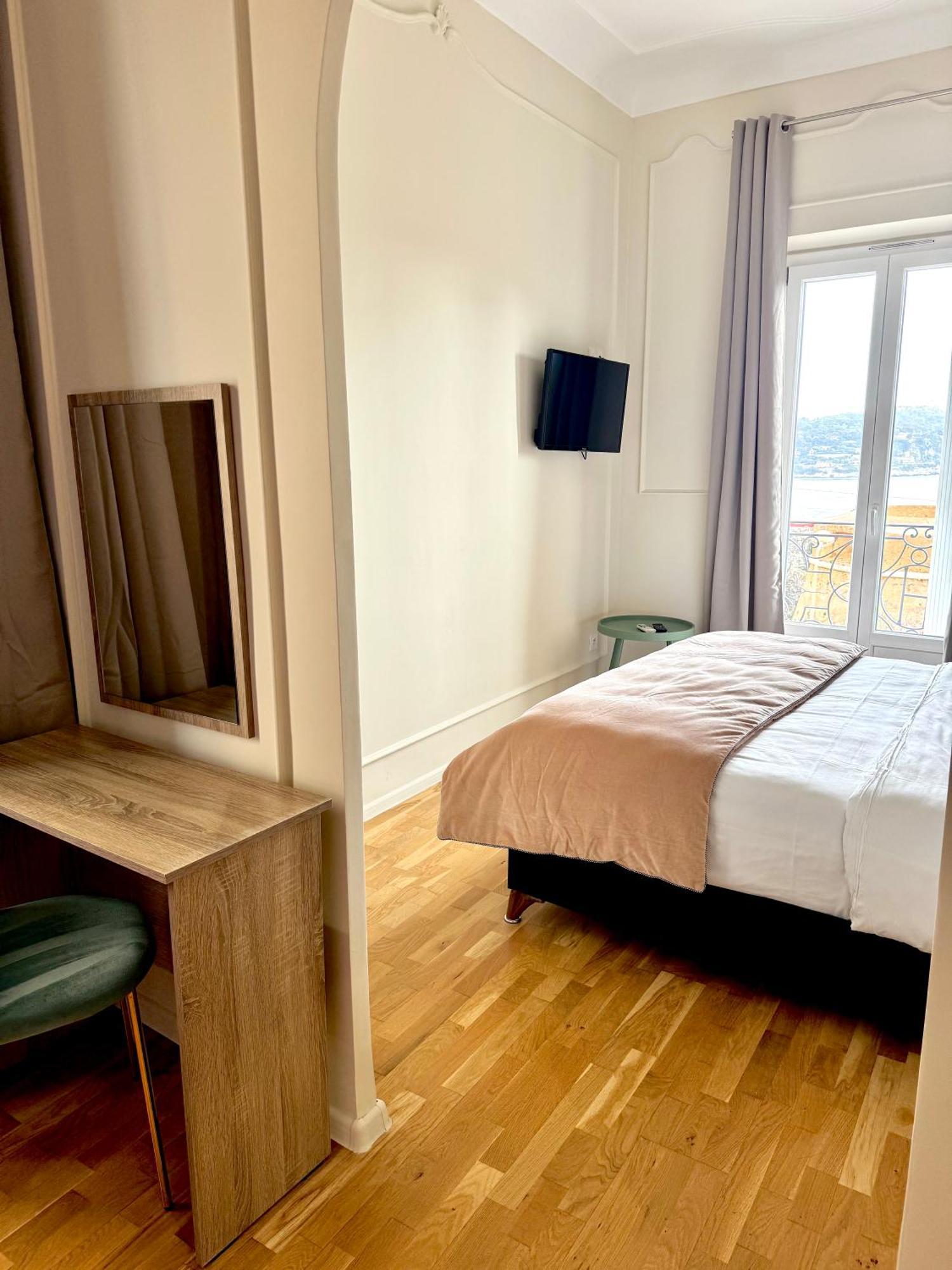 Hotel La Citadelle Вилафранк-сюр-Мер Екстериор снимка