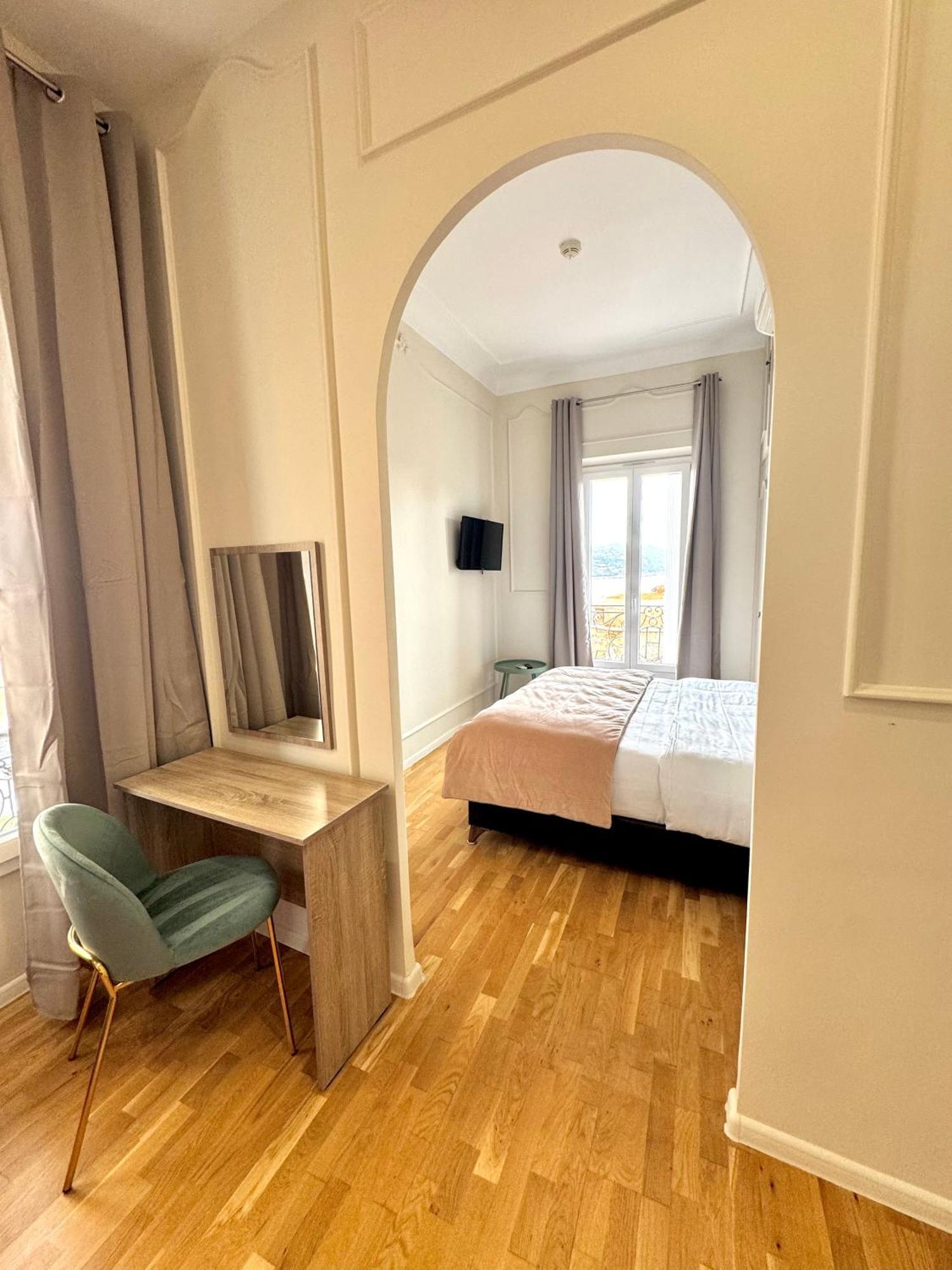 Hotel La Citadelle Вилафранк-сюр-Мер Екстериор снимка