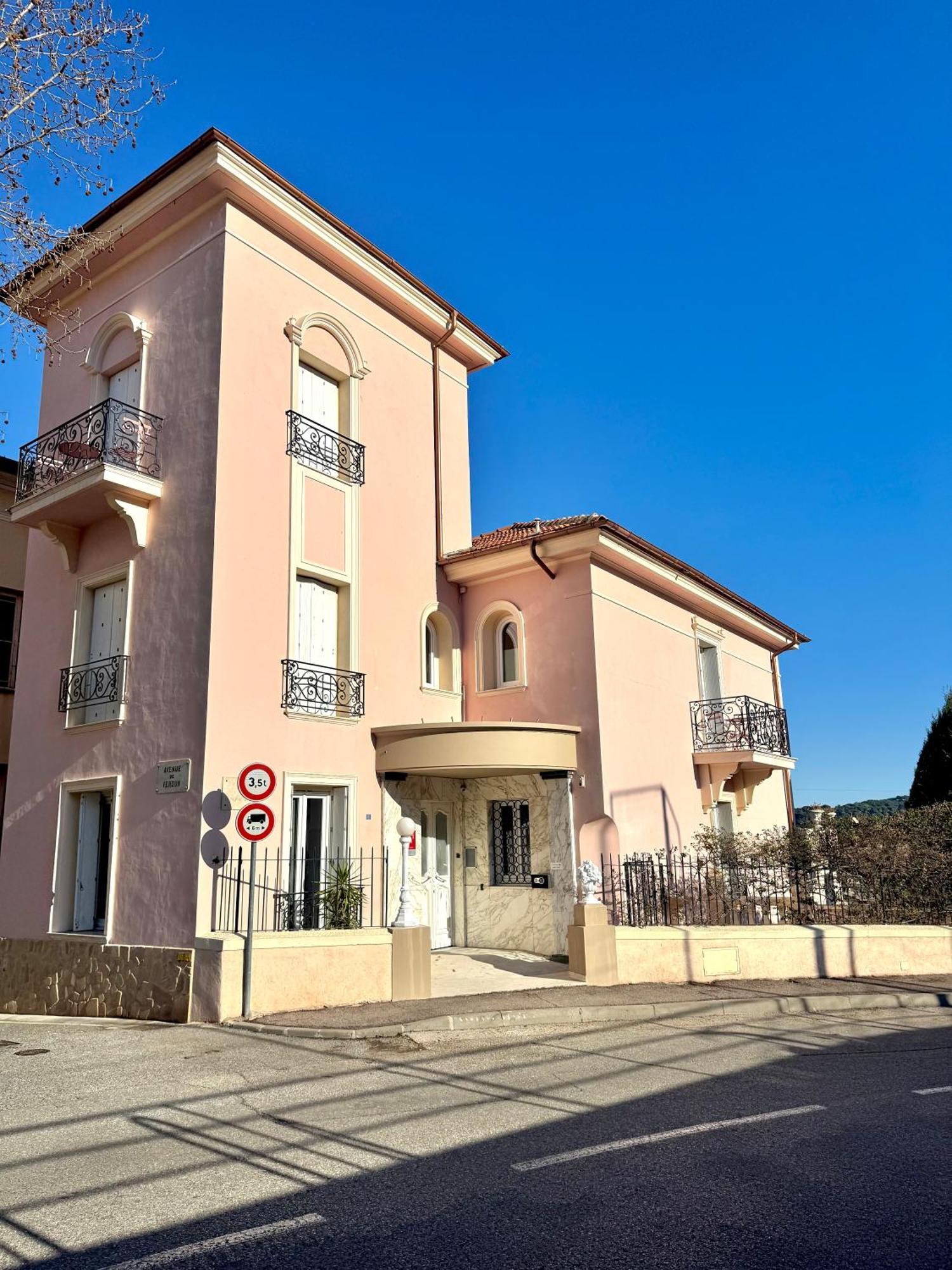 Hotel La Citadelle Вилафранк-сюр-Мер Екстериор снимка