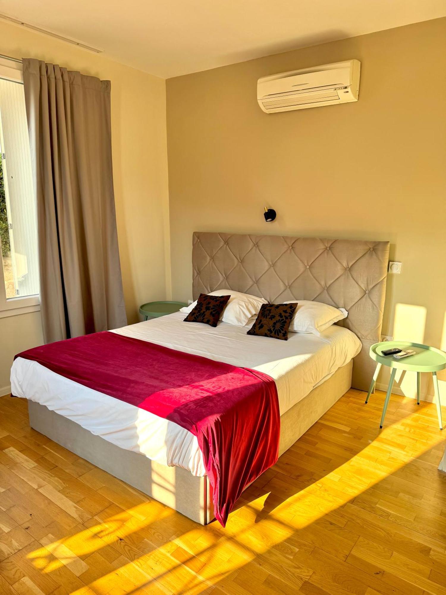 Hotel La Citadelle Вилафранк-сюр-Мер Екстериор снимка